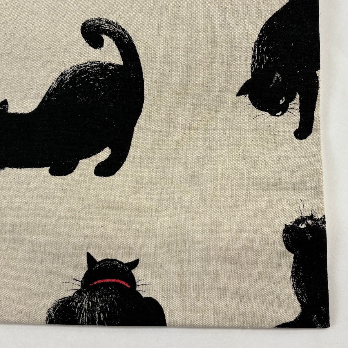 名古屋帯 逸品 紬地 黒猫 薄茶色 正絹｜中古・古着・リサイクル着物