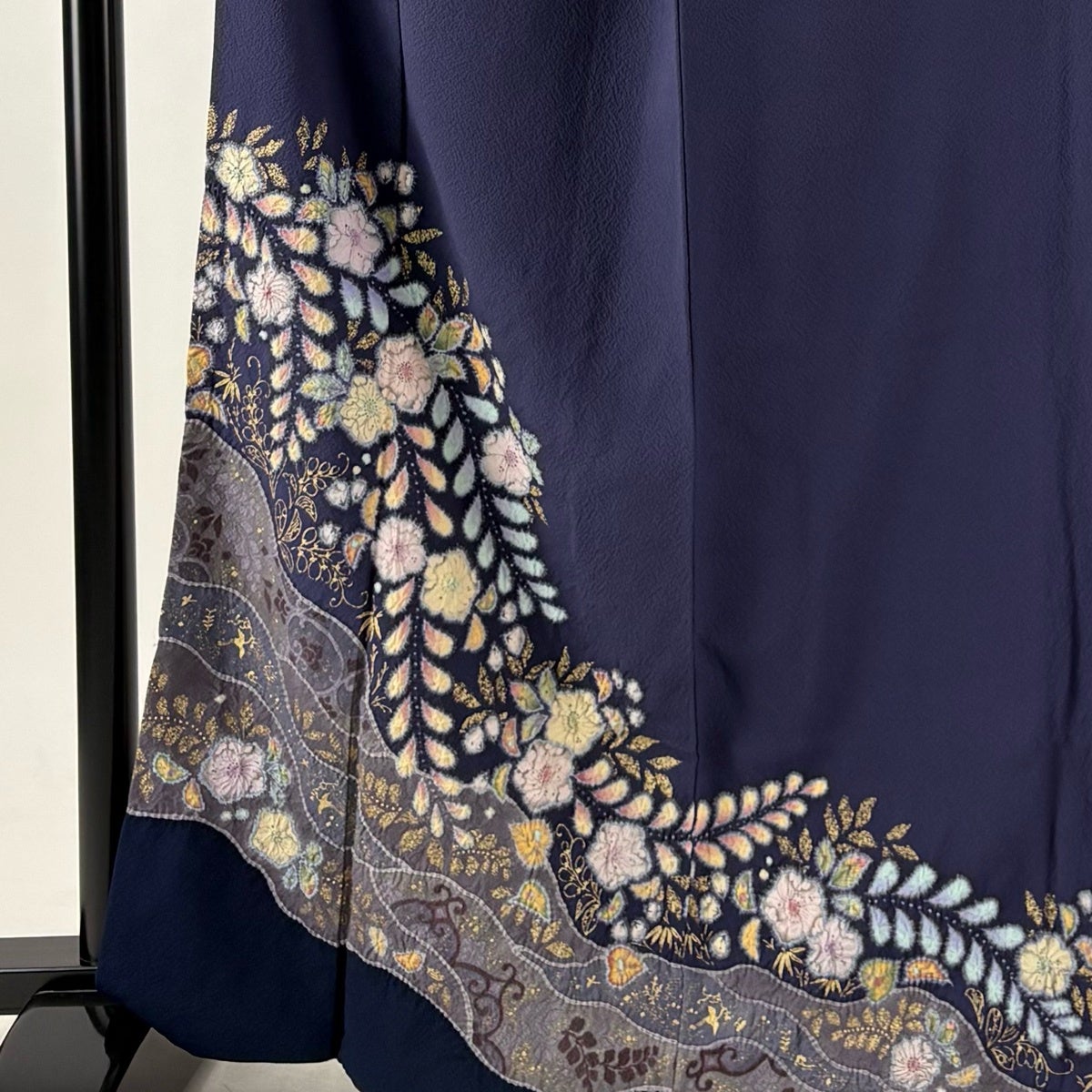付下げ 身丈165.5cm 裄丈69cm L 袷 翠山工房 落款あり 辻が花 金彩