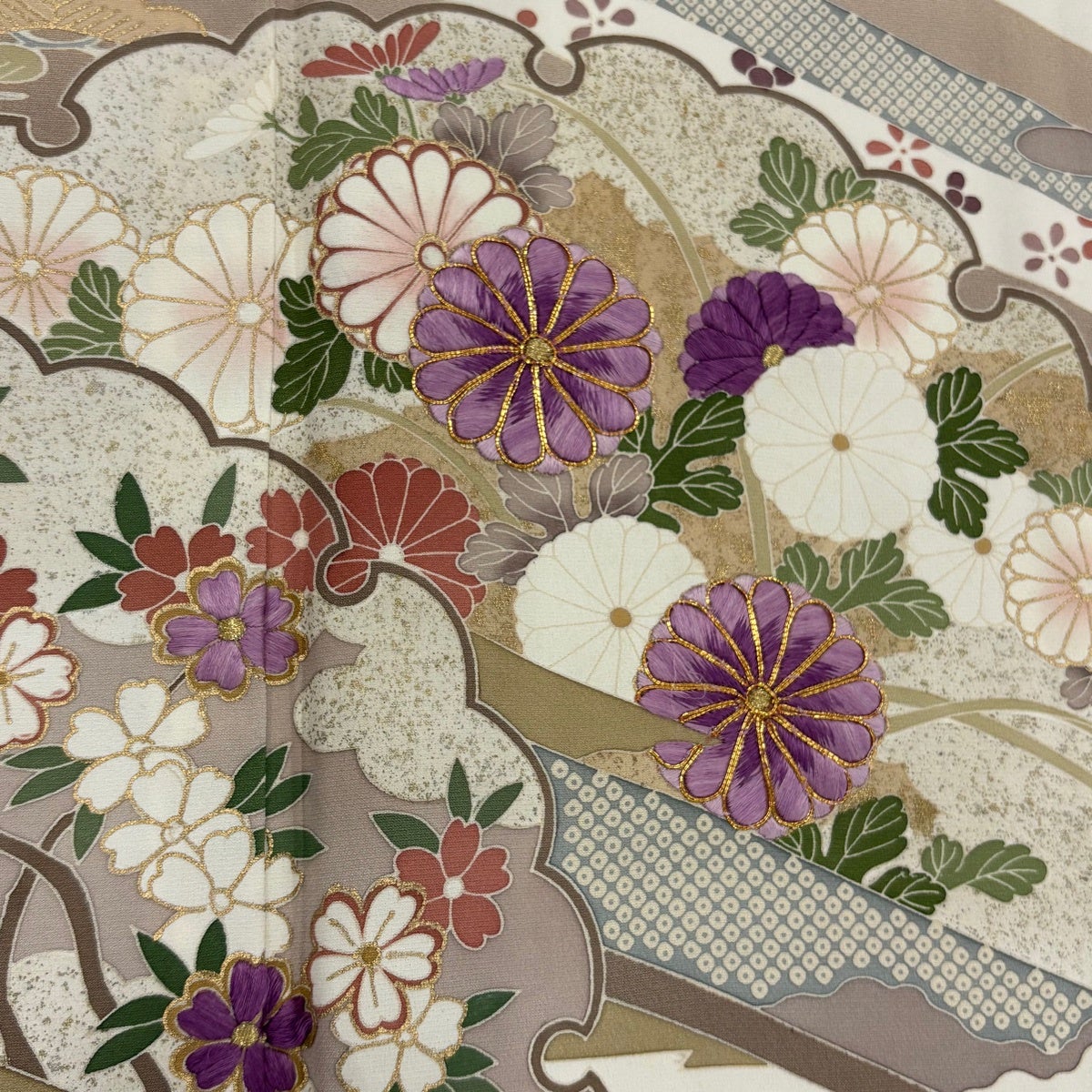 訪問着 身丈167cm 裄丈67.5cm L 袷 帝王紫 雪輪 菊 刺繍 金糸 ベージュ