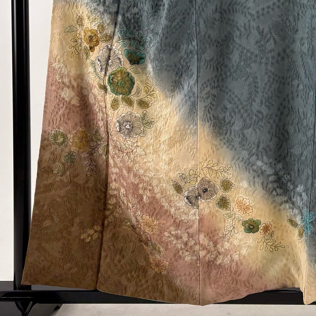美品】 付下げ 身丈158cm 裄丈65.5cm M 袷 辻が花 金彩 ぼかし 灰緑