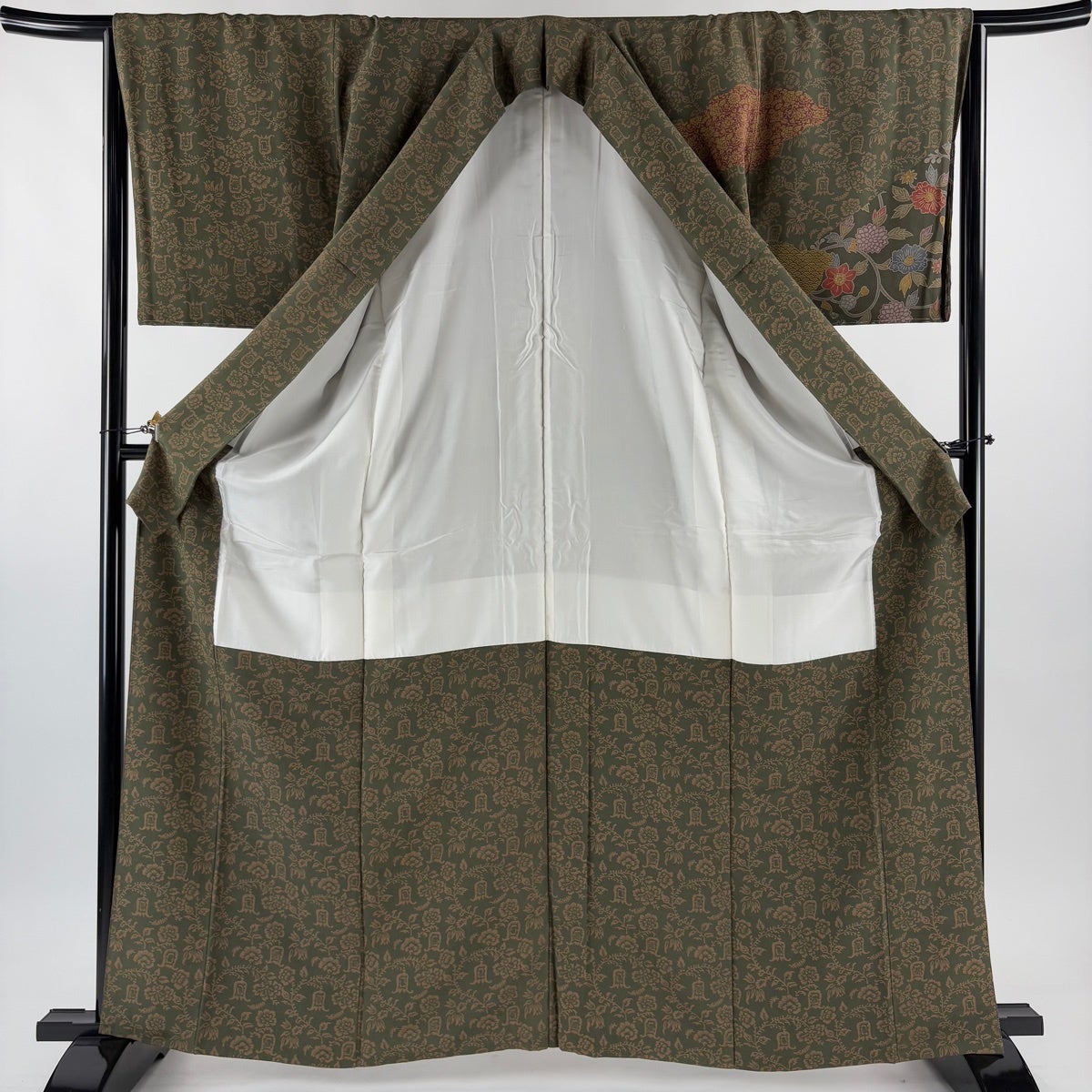 付下げ 身丈163cm 裄丈65cm M 袷 鼓 雲文 茶緑色 正絹 秀品｜中古