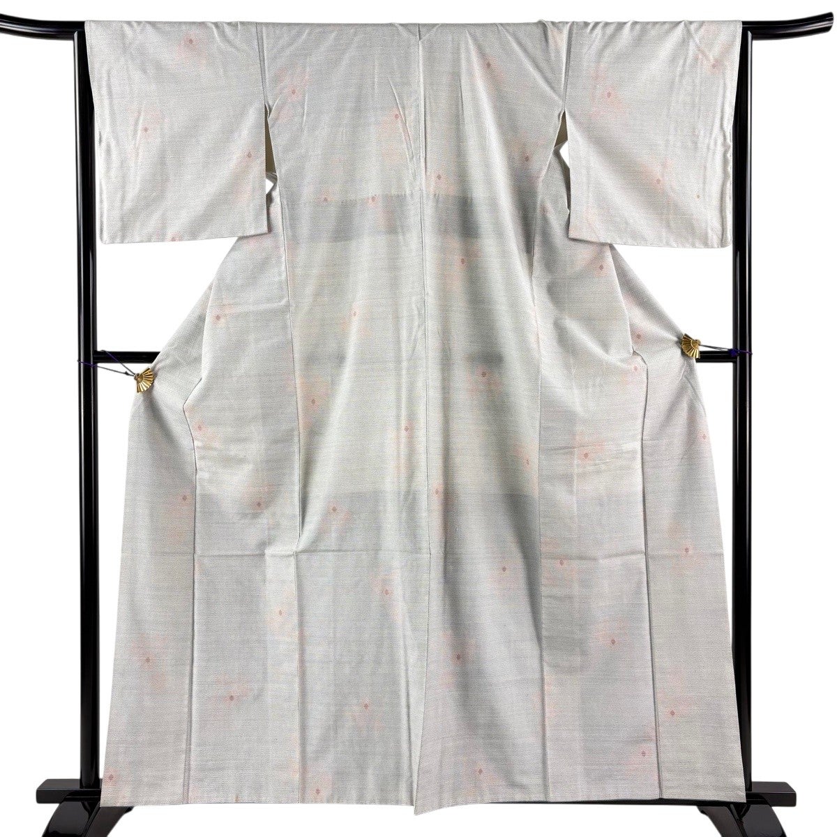 未使用品　単衣 紬 グレー 　身丈160cm 裄丈63.5cm お洒落 正絹 30%OFF 紬 身丈160cm 裄丈64cm M 袷 草花 灰色 正絹 秀品 K30｜中古
