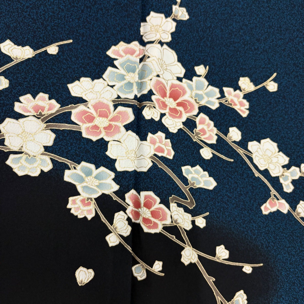 付下げ 身丈168cm 裄丈66cm M 袷 枝花 霞 金彩 青緑 正絹 秀品｜中古