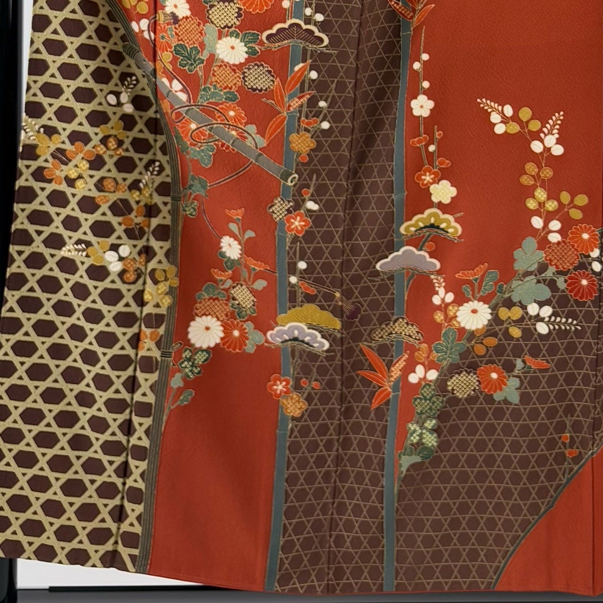 訪問着 身丈155cm 裄丈63.5cm S 袷 落款あり 松竹梅 笛 金彩 茜色 正絹