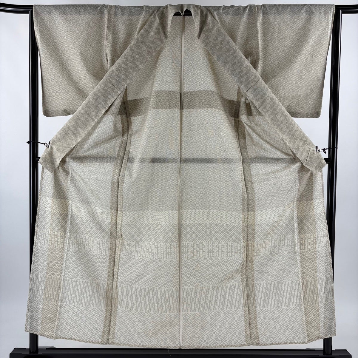 美品】 付下げ 身丈155cm 裄丈64.5cm M 薄物 夏紬地 青海波 菱