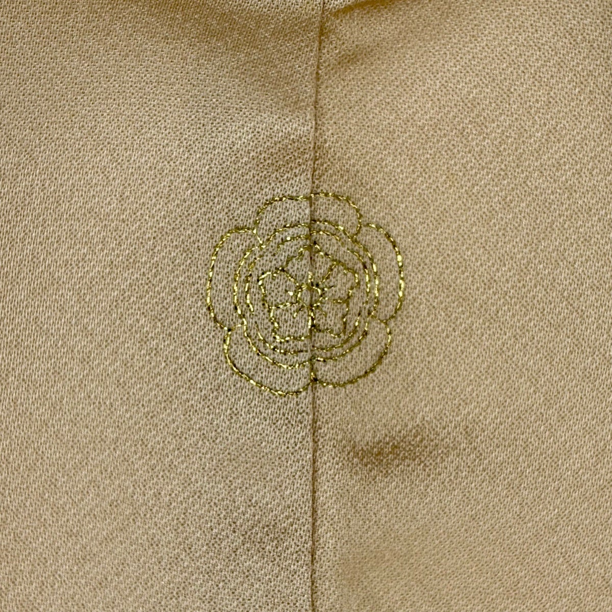 付下げ 身丈162cm 裄丈66cm M 袷 お仕覆 器物 刺繍 金彩 ベージュ 正絹
