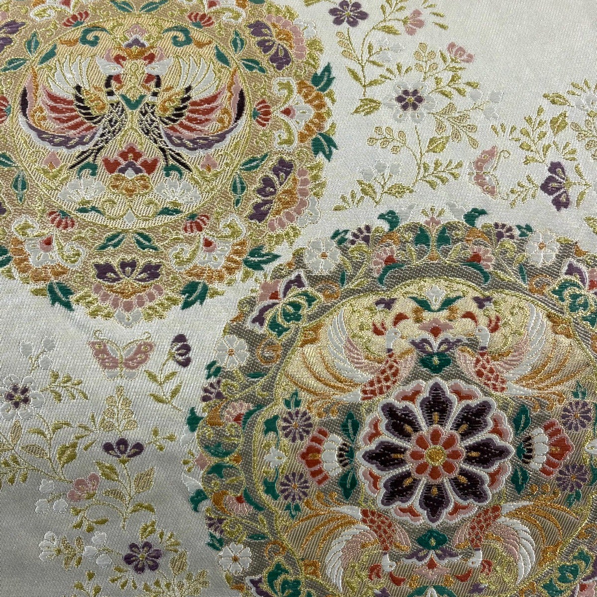 美品】 袋帯 秀品 華文 花鳥 金糸 刺繍 ベージュ 六通 正絹｜中古