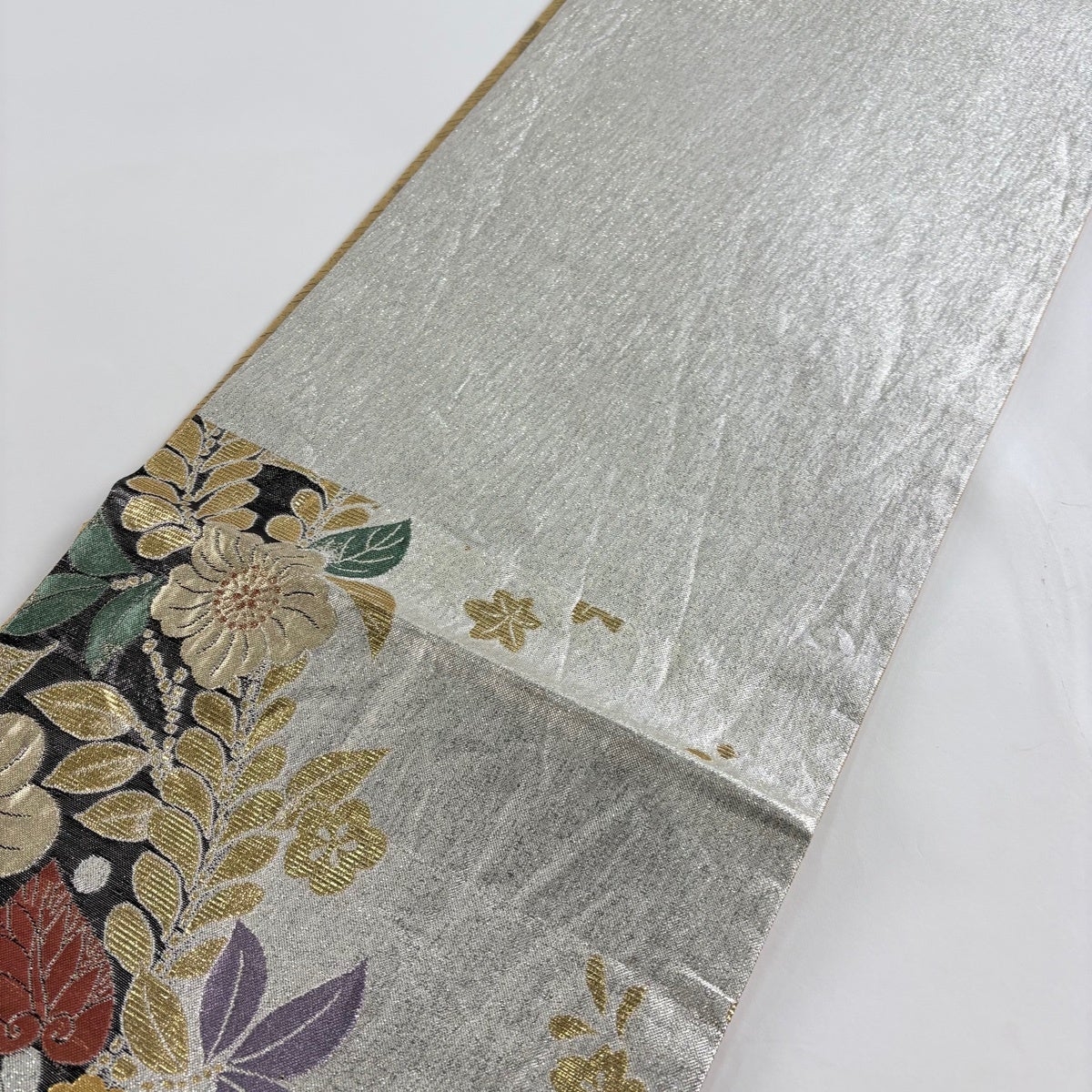 30%OFF 【美品】 袋帯 秀品 紬地 草花 箔 銀色 六通 正絹 K30｜中古