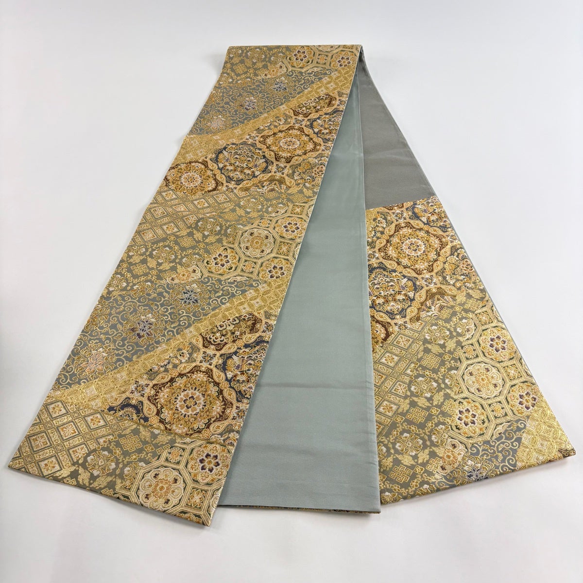 美品】 袋帯 秀品 やまと 華文 向かい鳥 金糸 箔 金色 六通 正絹｜中古