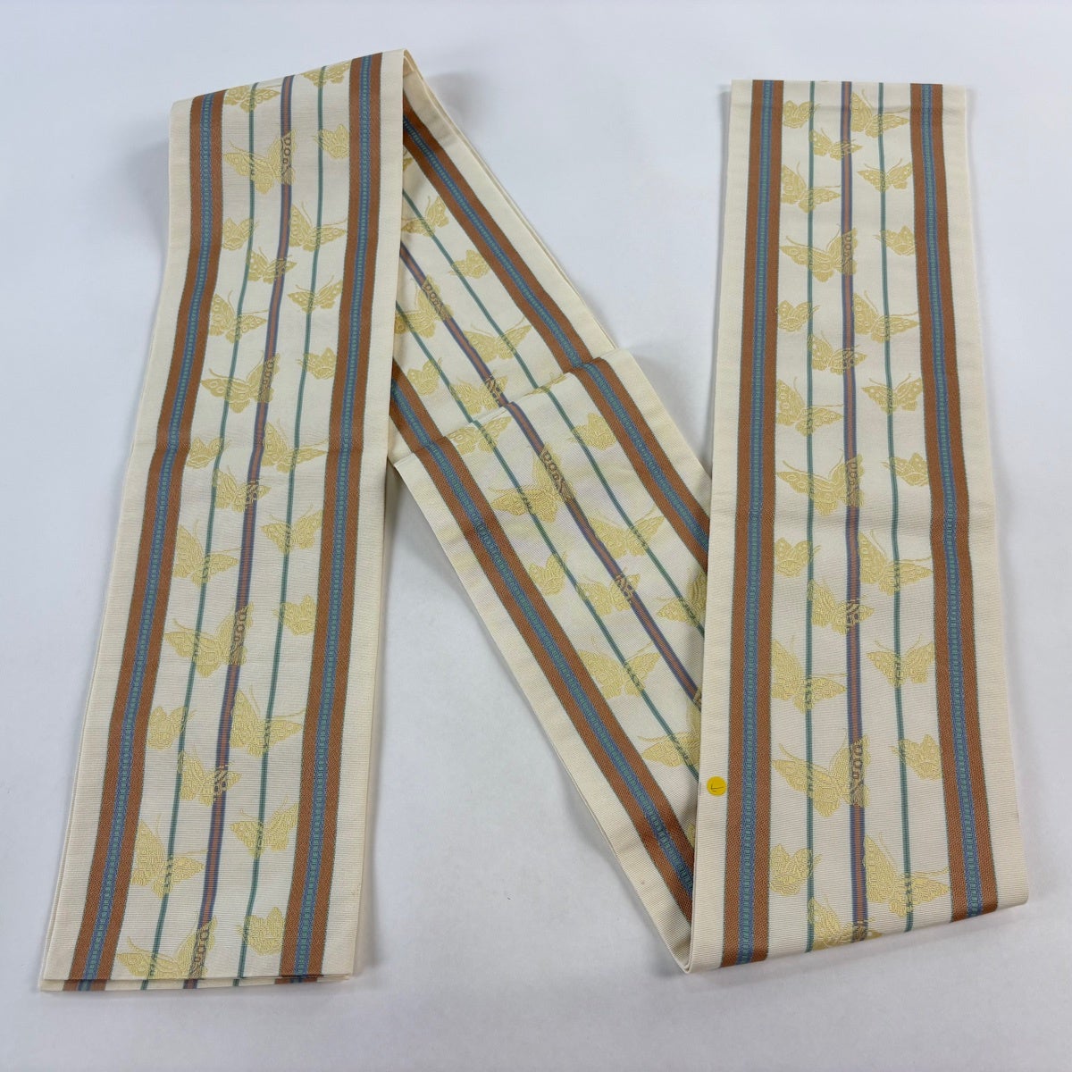 美品】半幅帯 名品 博多織 証紙 蝶 縞 クリーム 正絹｜中古・古着