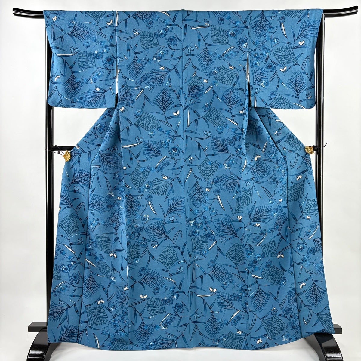 美品】 小紋 身丈157.5cm 裄丈66.5cm M 袷 花鳥 流水 金銀彩 クリーム