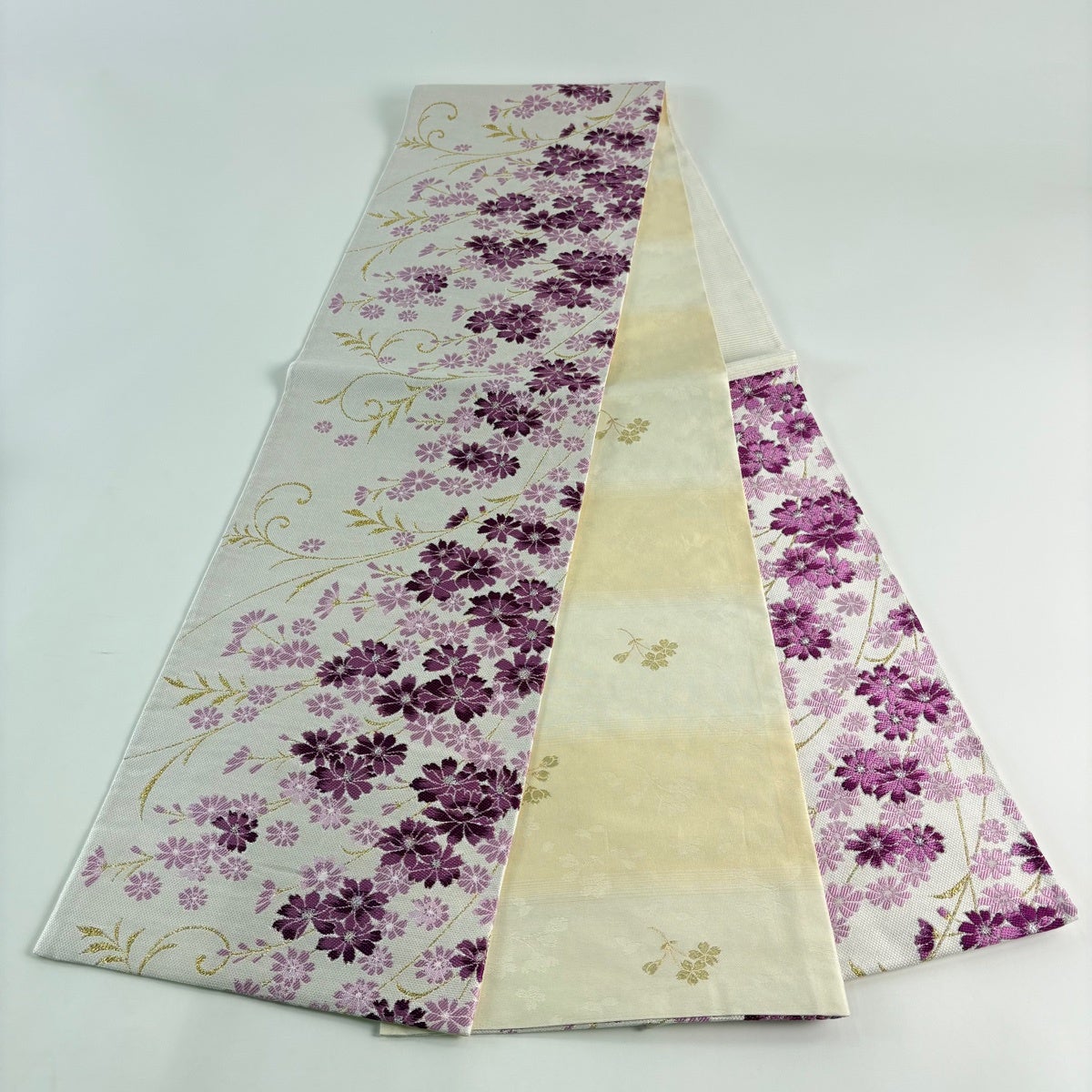 美品】 袋帯 秀品 草花 箔 銀糸 薄紫 六通 正絹｜中古・古着