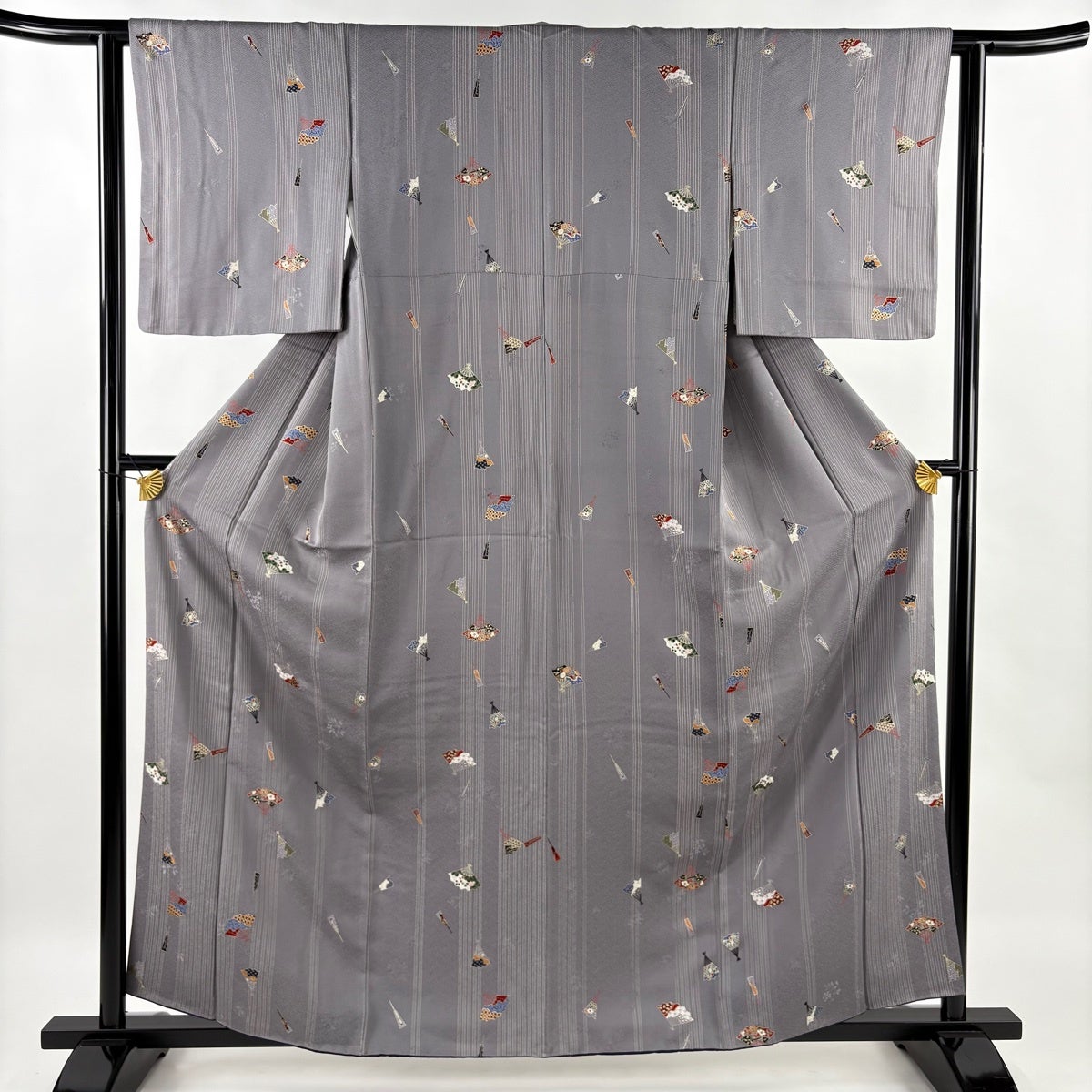 【美品】 訪問着 身丈159cm 裄丈62cm 正絹 秀品 【中古】 美品】 訪問着 身丈159cm 裄丈62cm S 袷 扇面 秋草 金銀彩 ぼかし 山吹