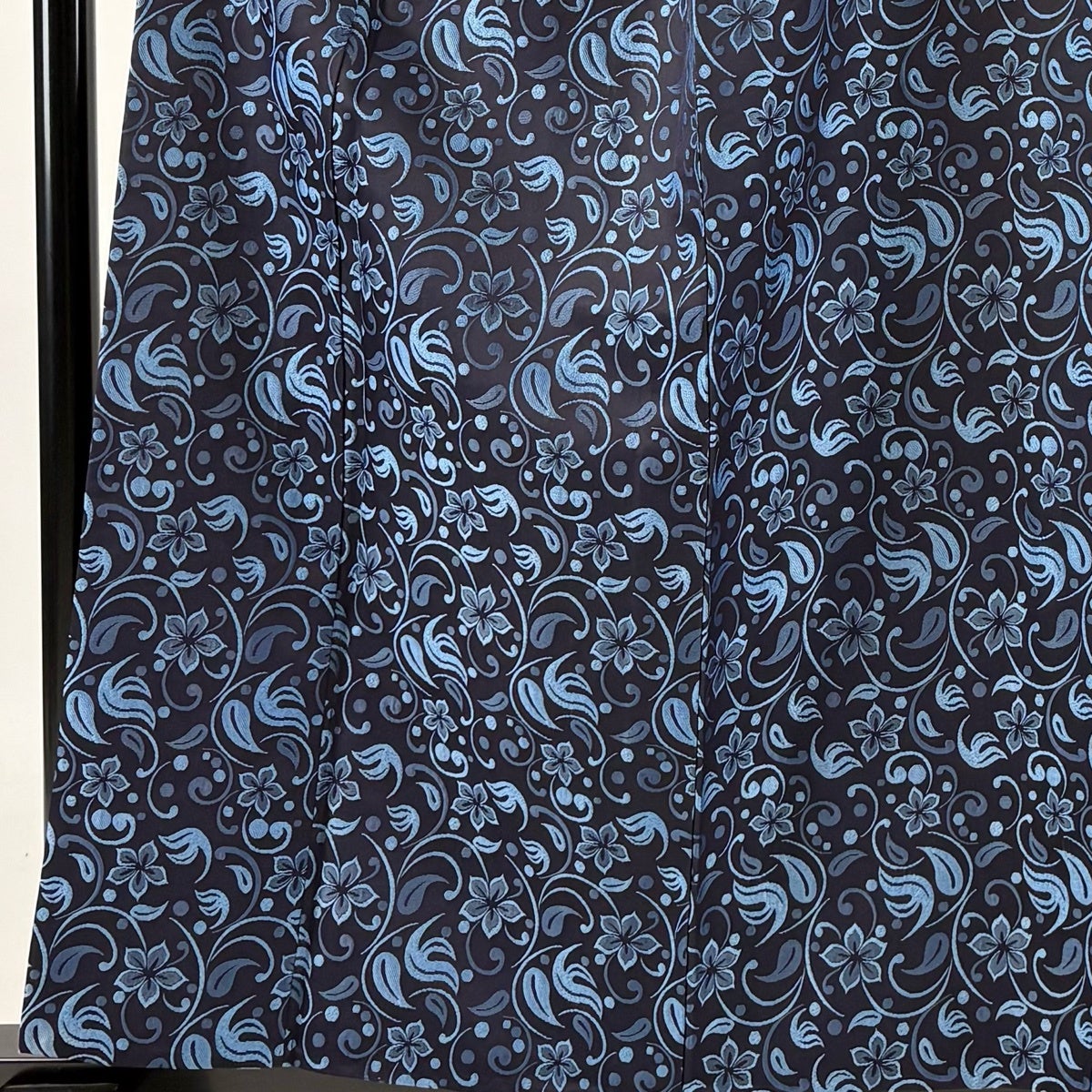 美品】 小紋 身丈158cm 裄丈66.5cm M 単衣 お召地 証紙あり 草花 本