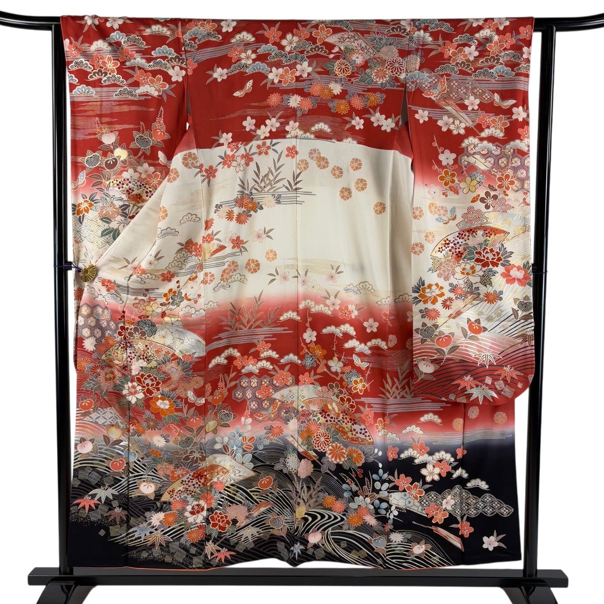振袖 身丈154cm 裄丈66.5cm M 袷 尾長鳥 桜 刺繍 金糸 茜色 正絹 秀品