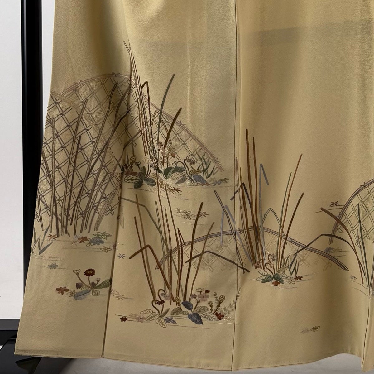 訪問着 身丈161.5cm 裄丈65.5cm M 袷 木賊 光悦垣 刺繍 金糸 ベージュ