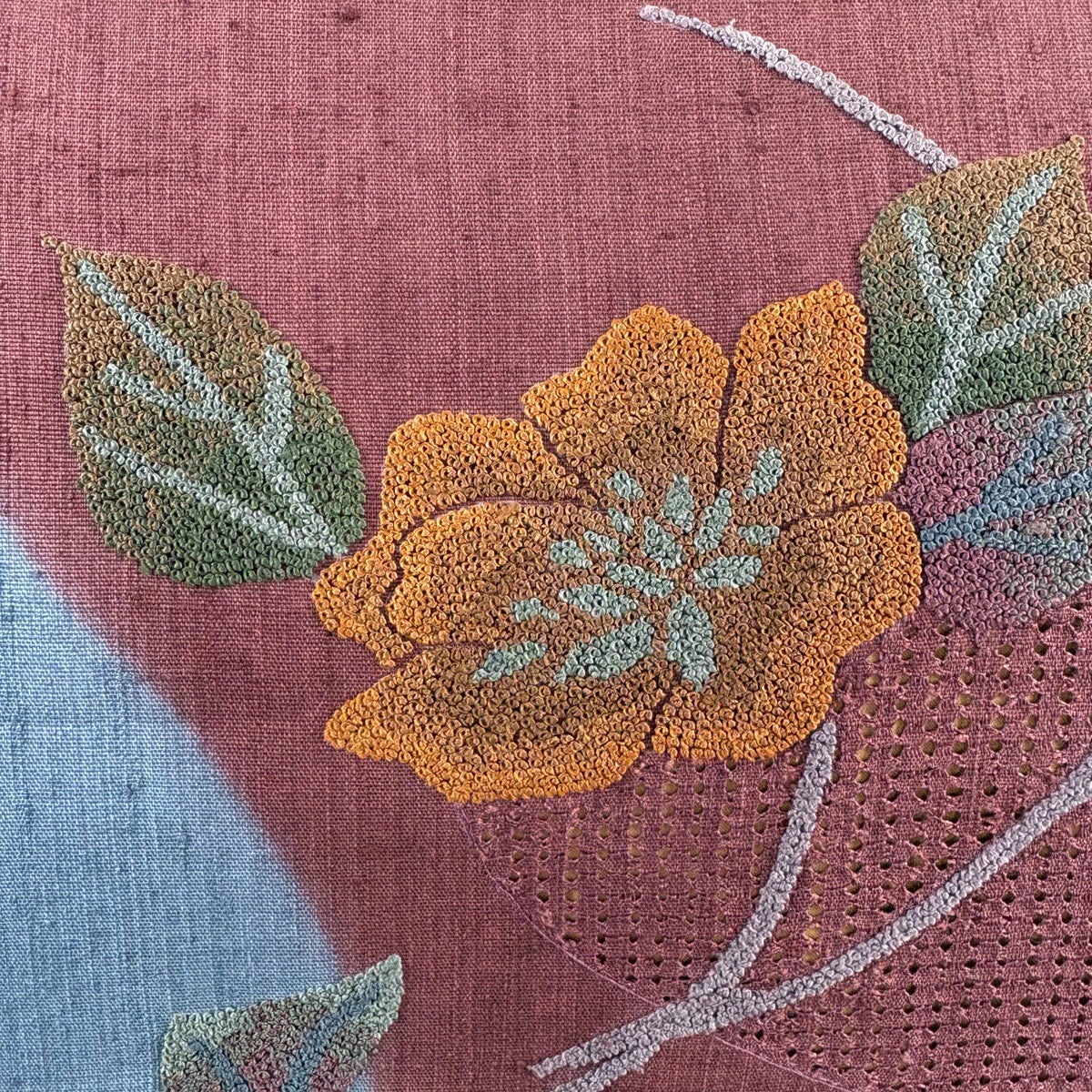 美品】 名古屋帯 秀品 関西仕立て 枝花 刺繍 赤茶 正絹｜中古・古着