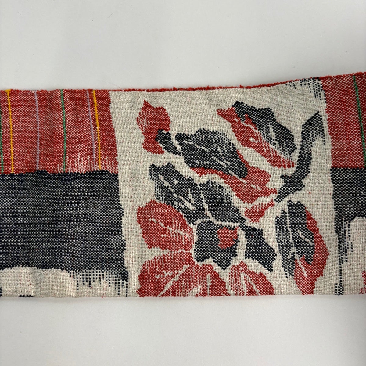 美品】 名古屋帯 優品 八寸名古屋帯 松葉仕立て 紬地 鳥 草花 灰白