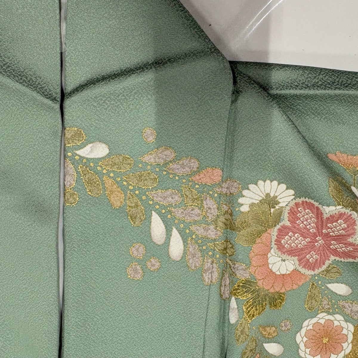 美品】 訪問着 身丈167cm 裄丈66.5cm M 袷 草花 桧扇 金彩 染分け 薄緑