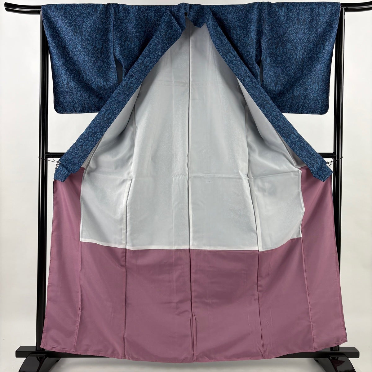 美品】 小紋 身丈163cm 裄丈66cm M 袷 洗える着物 草花 向かい鳥 藍色