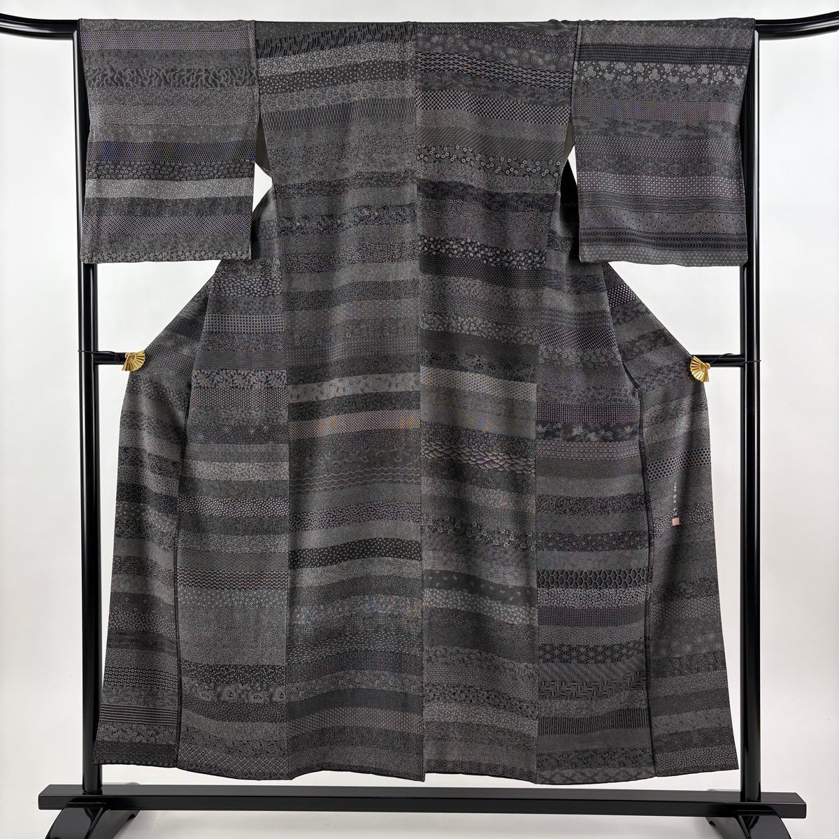 江戸小紋 身丈153.5cm 裄丈61.5cm S 袷 落款あり 鮫 深緑 正絹 秀品