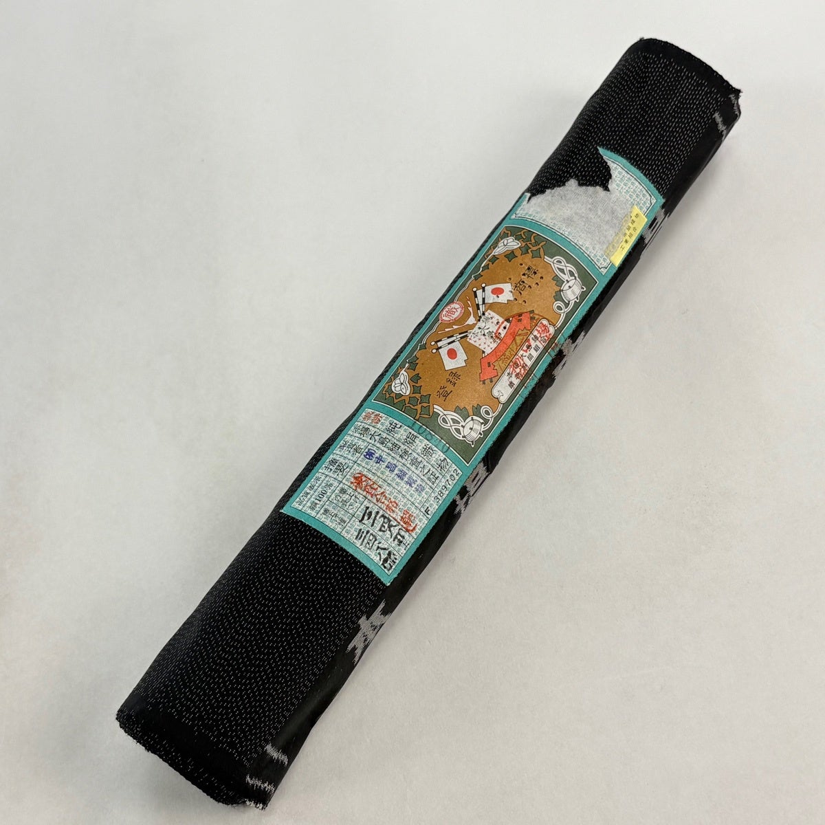 反物 秀品 大島紬 証紙有 風景 黒灰 正絹｜中古・古着・リサイクル着物