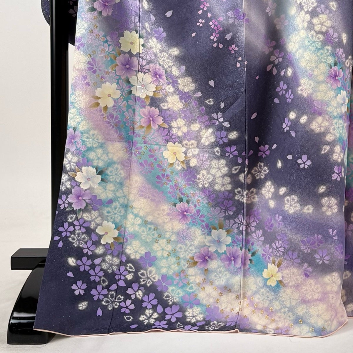 振袖 身丈171cm 裄丈69cm L 袷 桜 花びら 銀通し 箔 灰紫 正絹 逸品
