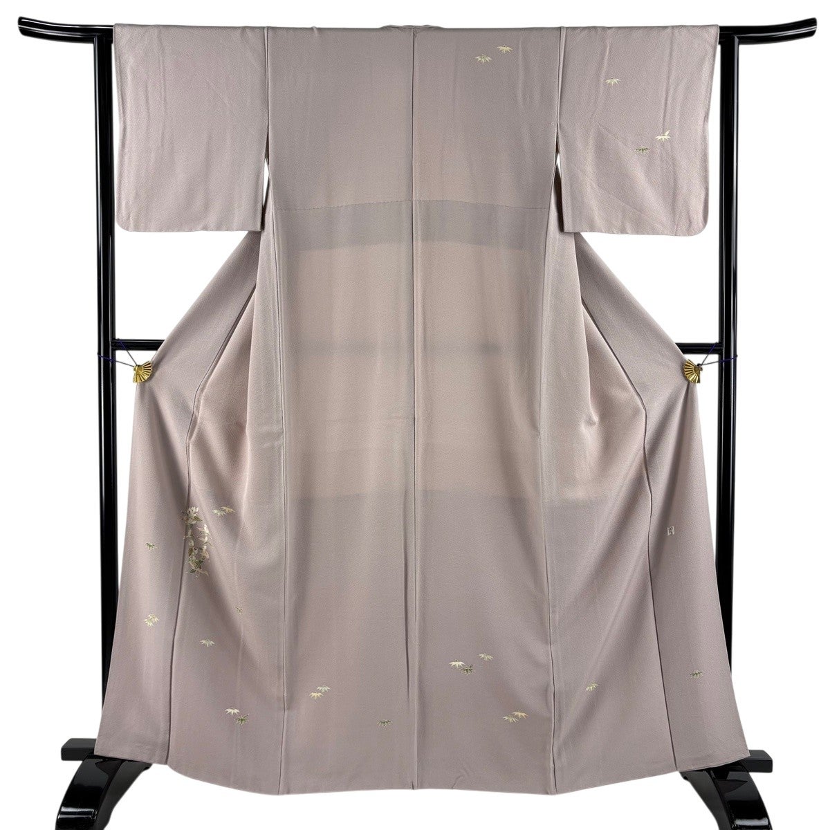 色無地 着物 袷 加賀友禅 柿本一郎 作家物 裄68.5 Ｌ 中古 sn2007 加賀友禅 柿本市郎｜バイセルオンライン 中古・リサイクル着物【公式