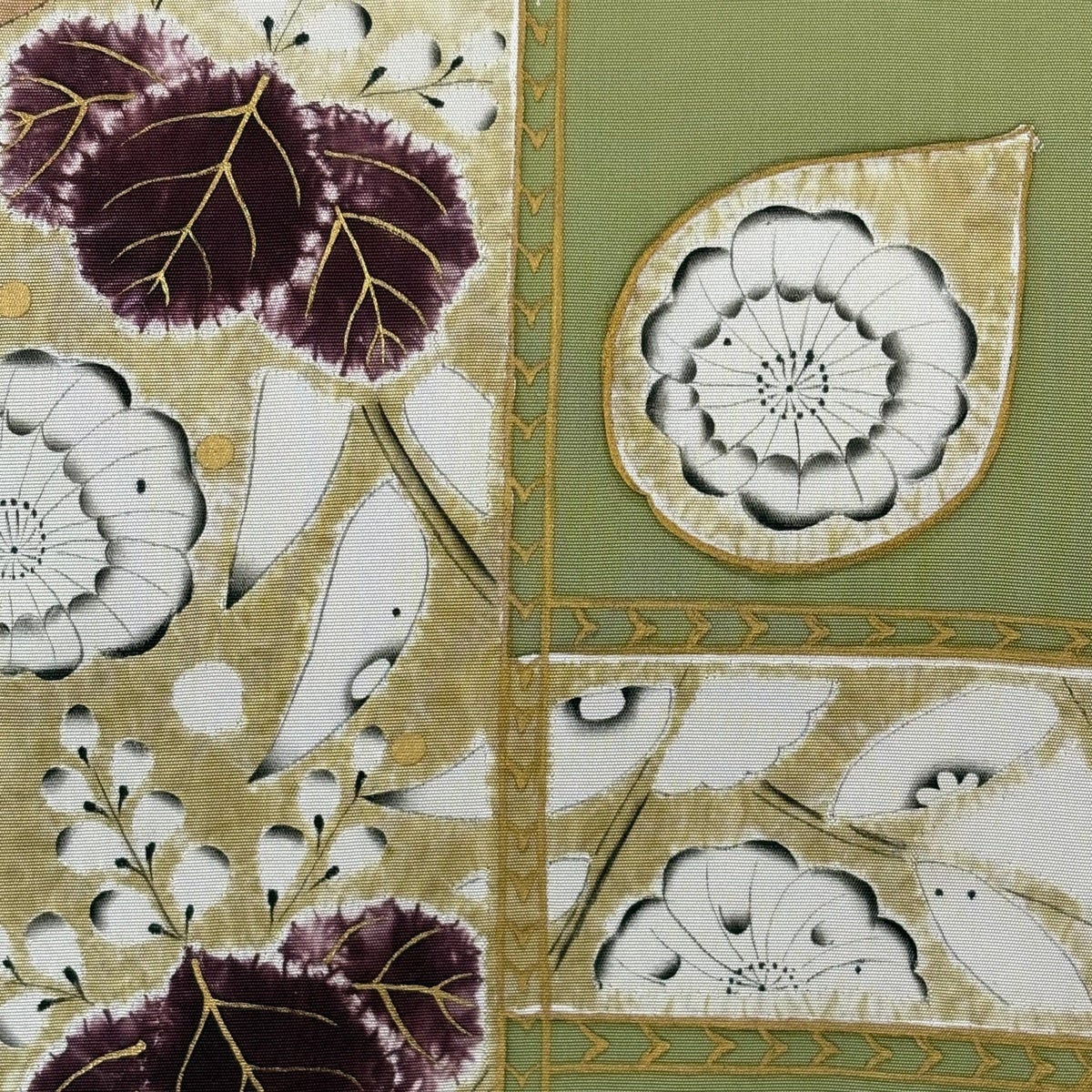 美品】 名古屋帯 逸品 小倉淳史 落款あり 草花 桐 金彩 鶯色 六通 正絹