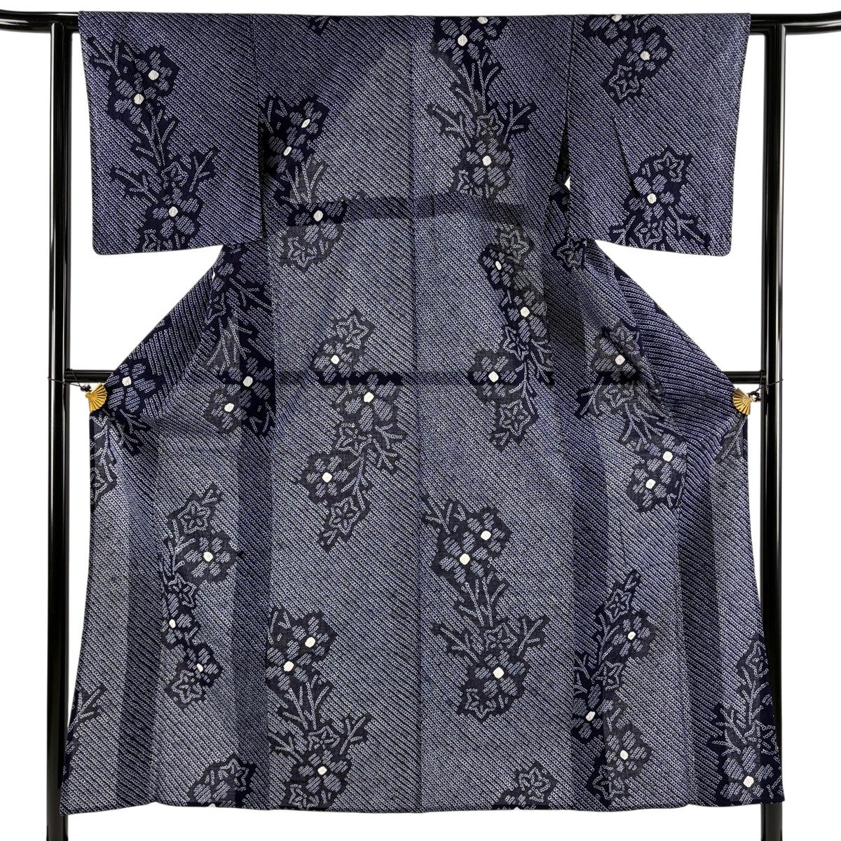 美品】 浴衣 身丈152cm 裄丈61cm S 絞り浴衣 草花 濃紺 綿 名品｜中古