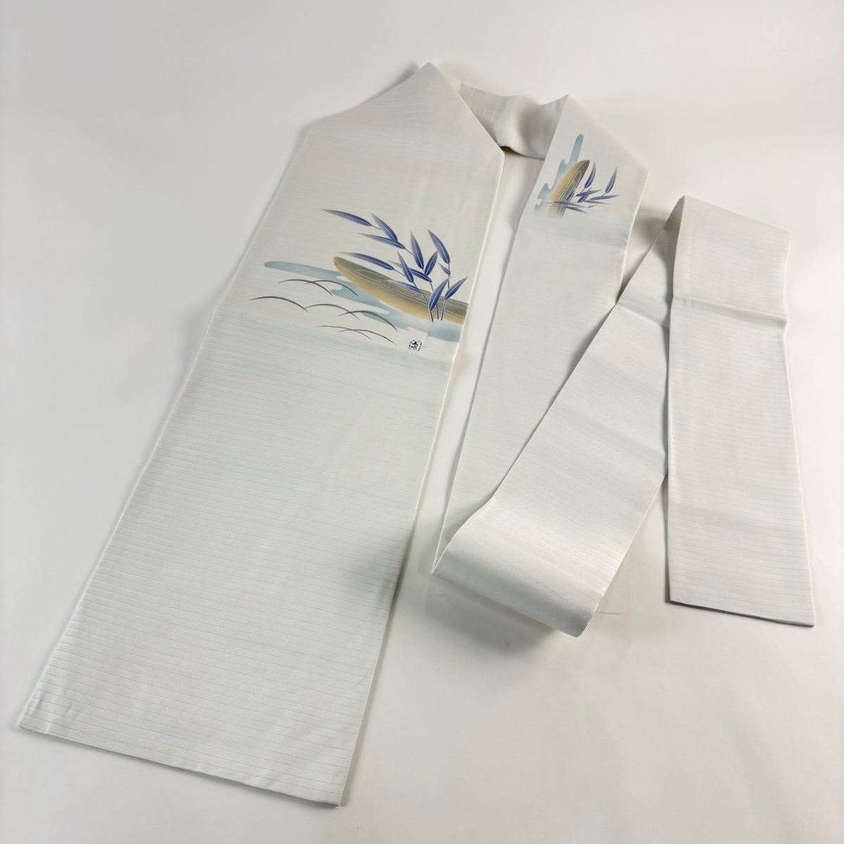 美品】 名古屋帯 秀品 落款あり 夏帯 絽 舟 笹 銀彩 白 正絹｜中古