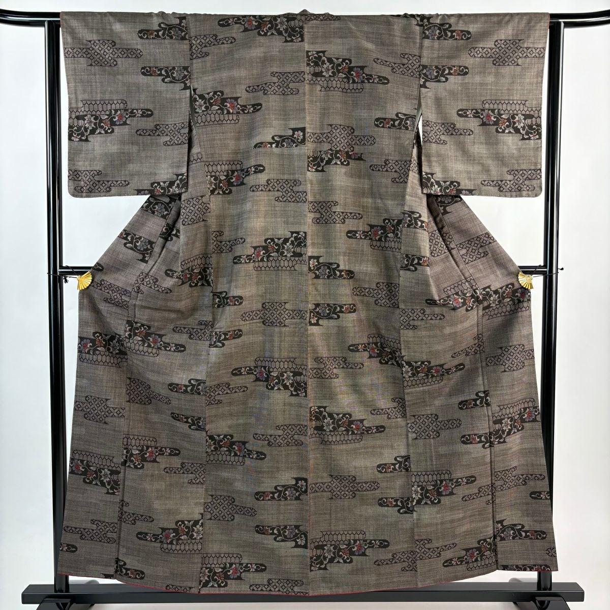 在庫一掃】 名古屋帯 秀品 花唐草 ヱ霞 螺鈿 金彩 銀色 正絹｜中古