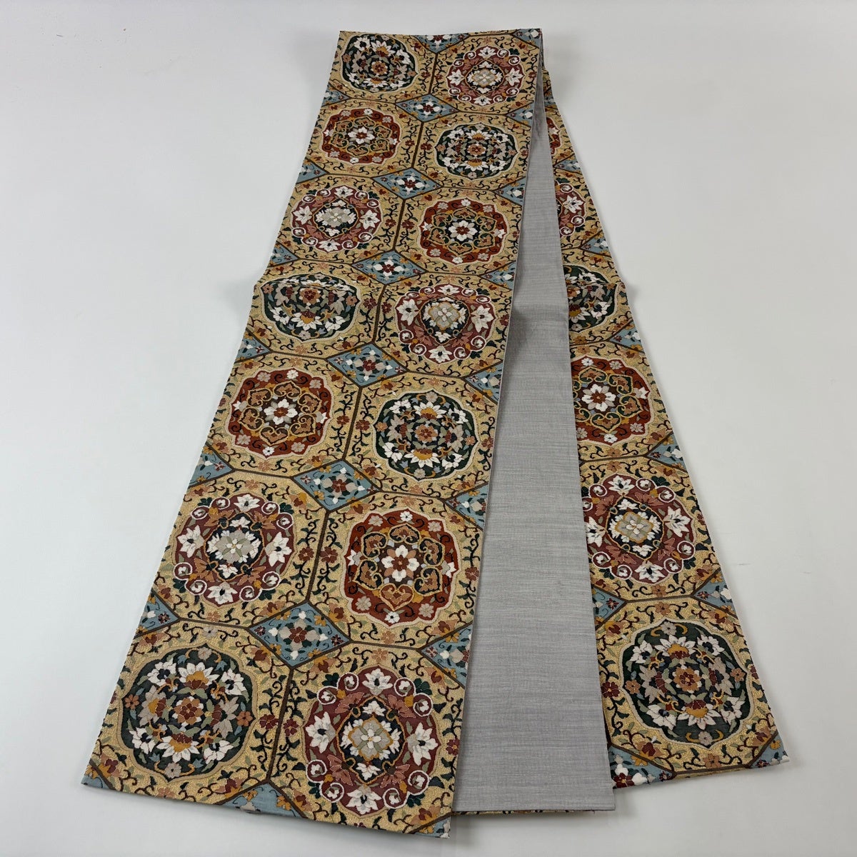 美品】袋帯 逸品 明綴れ 華文 花唐草 金糸 金色 全通 正絹｜中古・古着