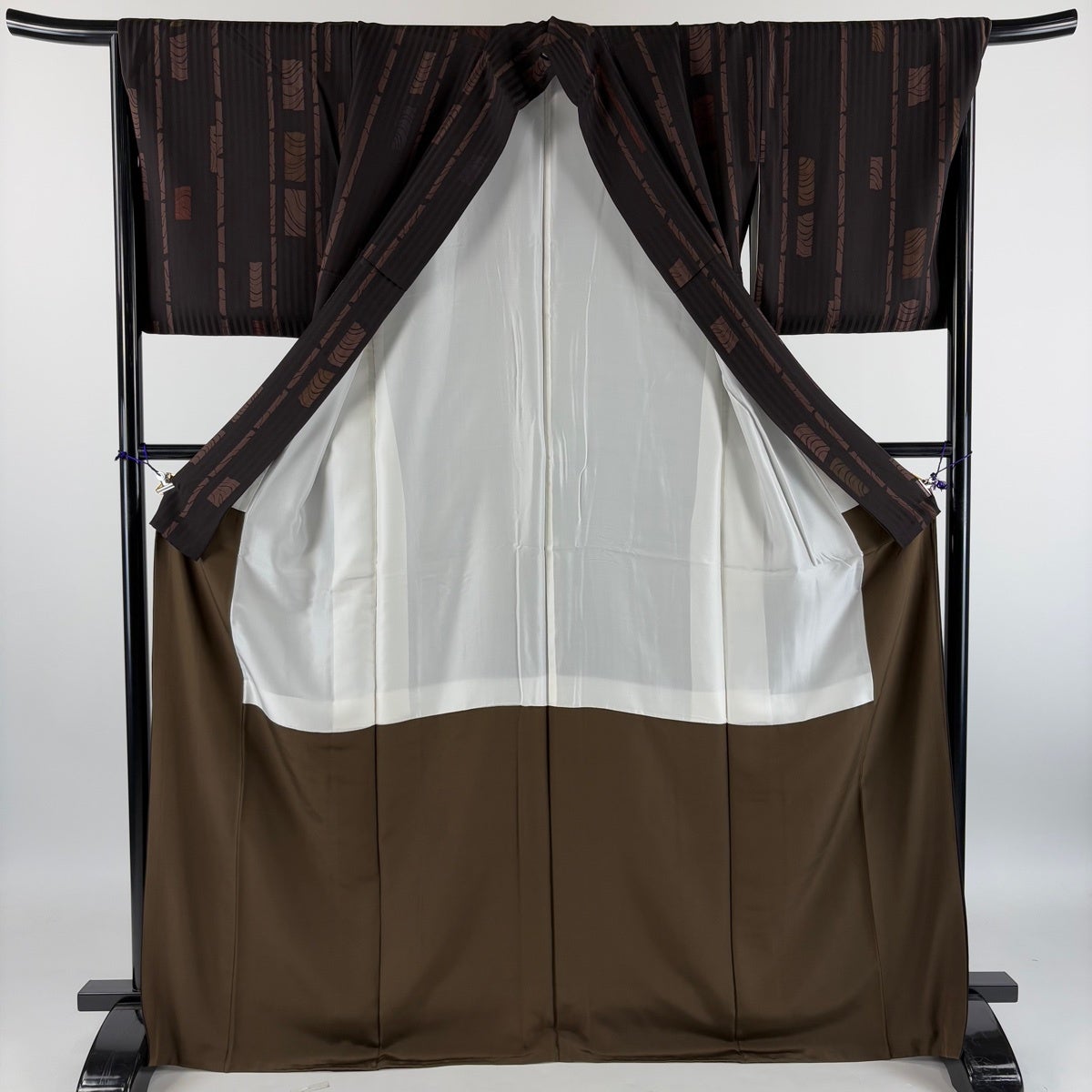 美品】 小紋 身丈170cm 裄丈71cm L 袷 縦縞 幾何学模様 焦茶色 正絹