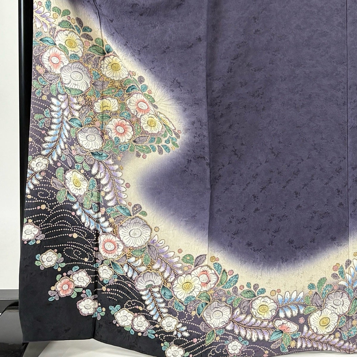 付下げ 身丈169cm 裄丈67.5cm L 袷 草花 波 金彩 ぼかし 濃紫 正絹