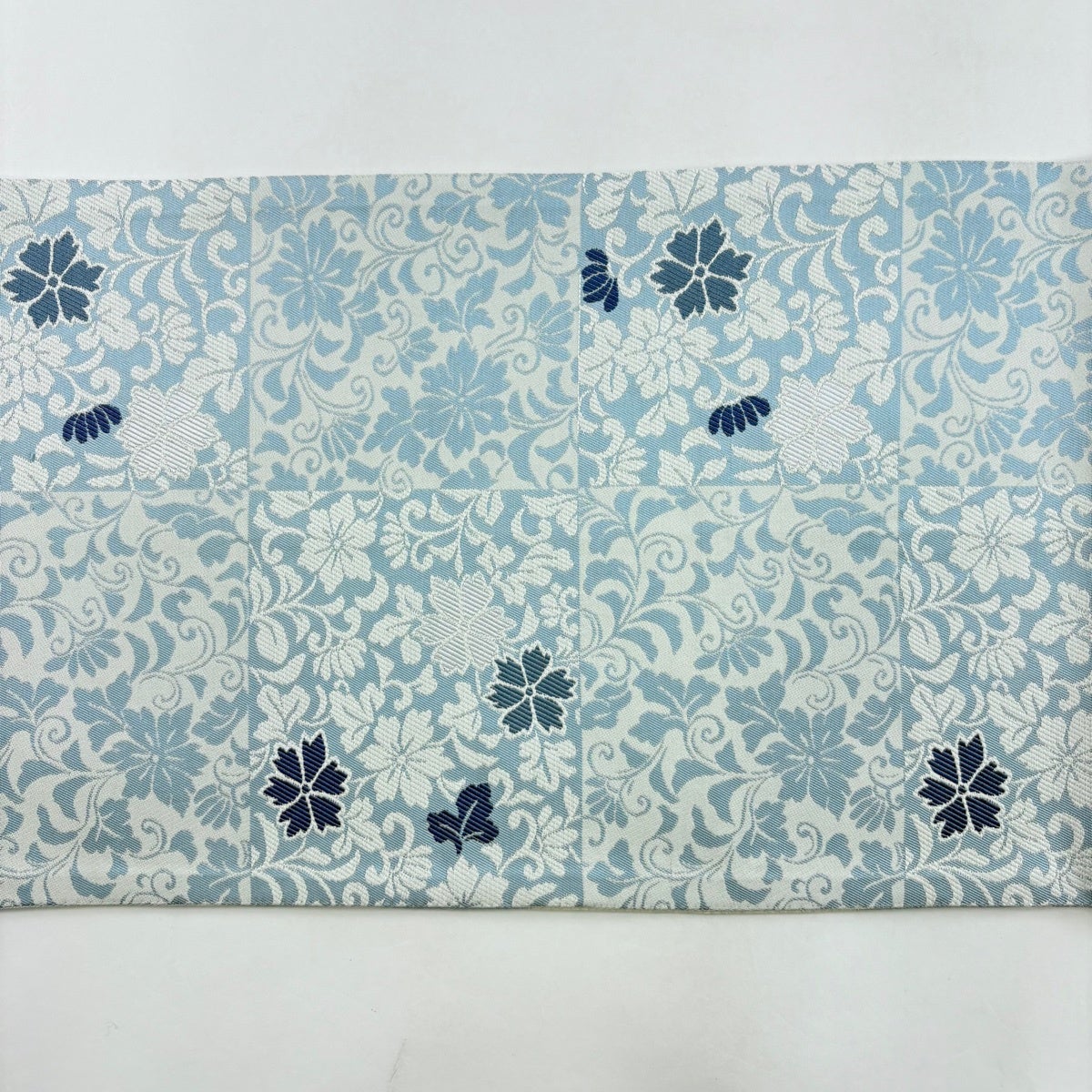 美品】 袋帯 名品 花唐草 市松 水色 六通 正絹｜中古・古着