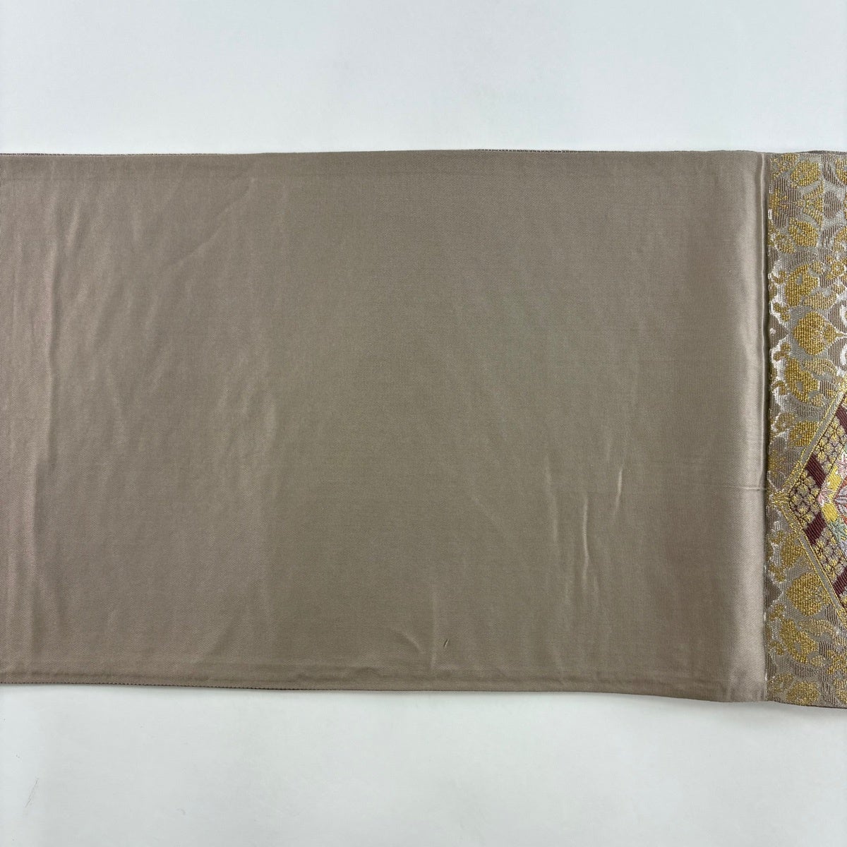 美品】 袋帯 名品 輪奈織 亀甲 華文 金糸 箔 金色 六通 正絹｜中古