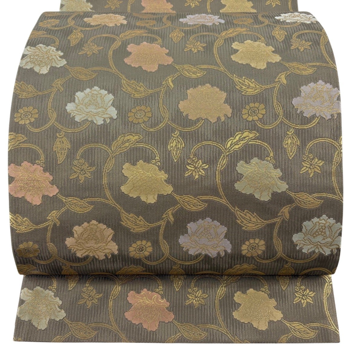 美品】 袋帯 名品 牡丹唐草 箔 薄茶色 六通 正絹｜中古・古着