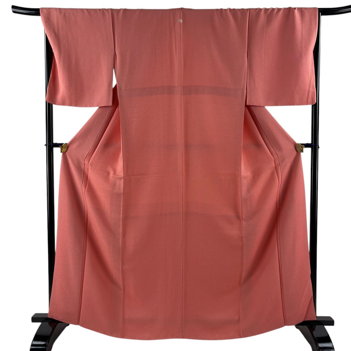 美品】 色無地 身丈165cm 裄丈67.5cm L 袷 地紋 サーモンピンク 正絹