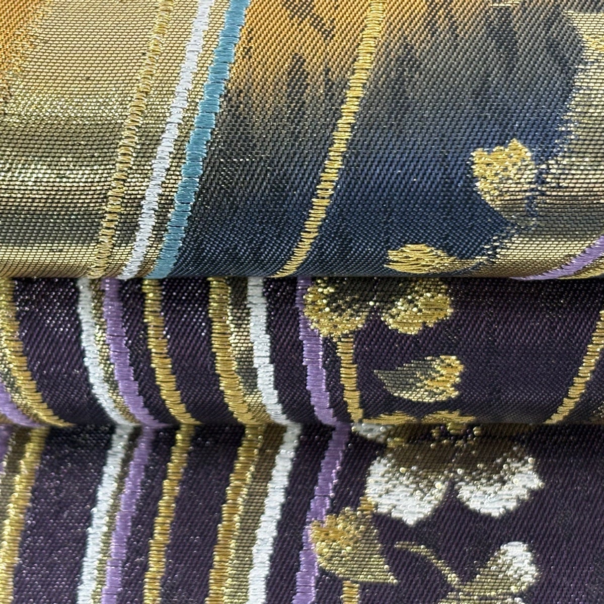 美品】 袋帯 秀品 桜 花弁 箔 金糸 紫 六通 正絹｜中古・古着