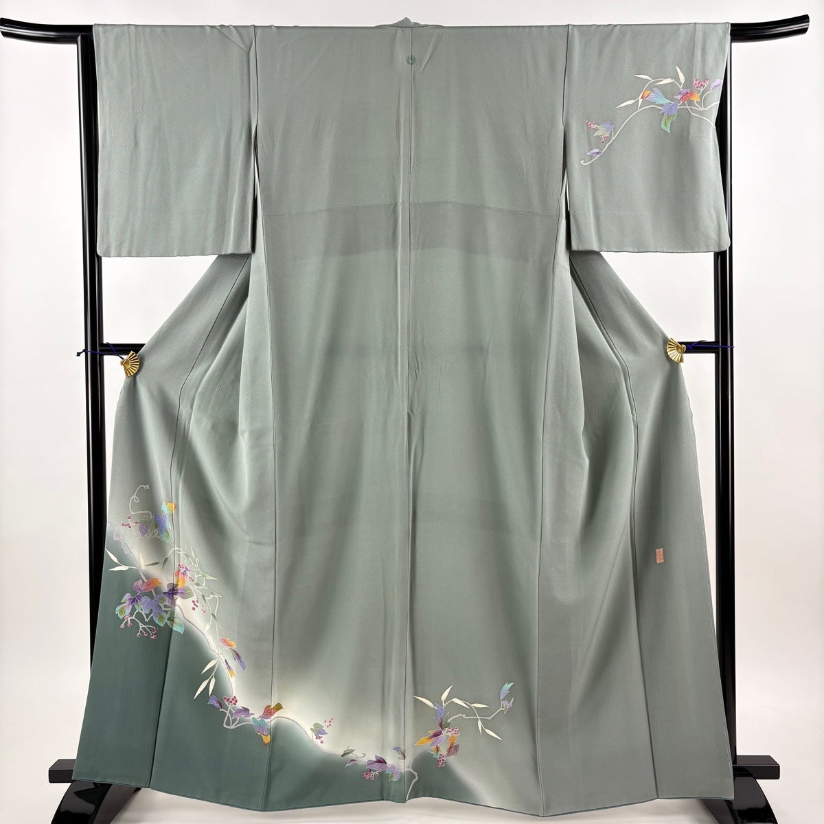【美品】 付下げ 身丈161cm 裄丈62cm 正絹 秀品 【中古】 付下げ 身丈161cm 裄丈68cm L 袷 桜 花びら 金糸 刺繍 黄土色 正絹 秀