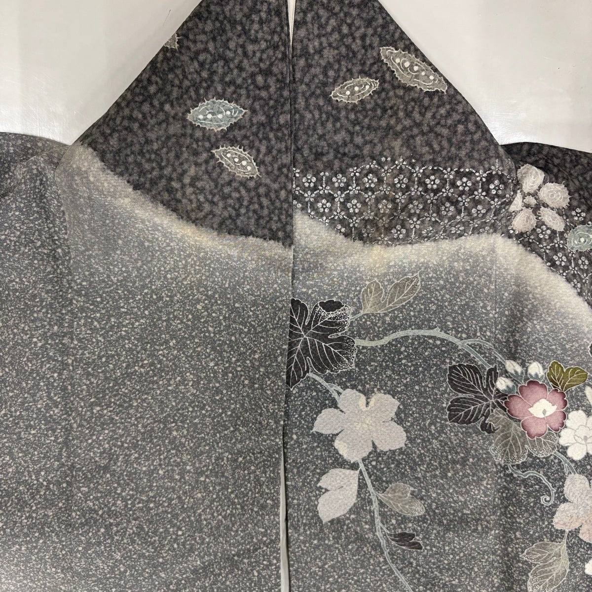30%OFF 訪問着 身丈165cm 裄丈65cm M 袷 草花 枝垂れ桜 銀彩 ぼかし 黒