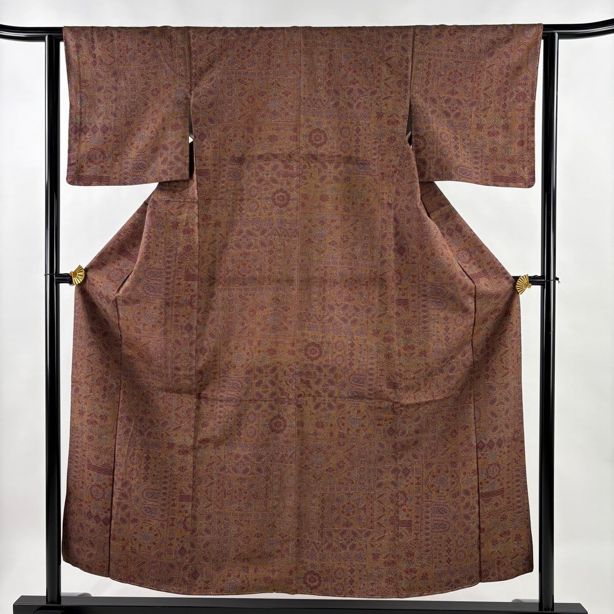 30%OFF 小紋 身丈154cm 裄丈62.5cm S 袷 紬地 華文 幾何学 赤茶 正絹