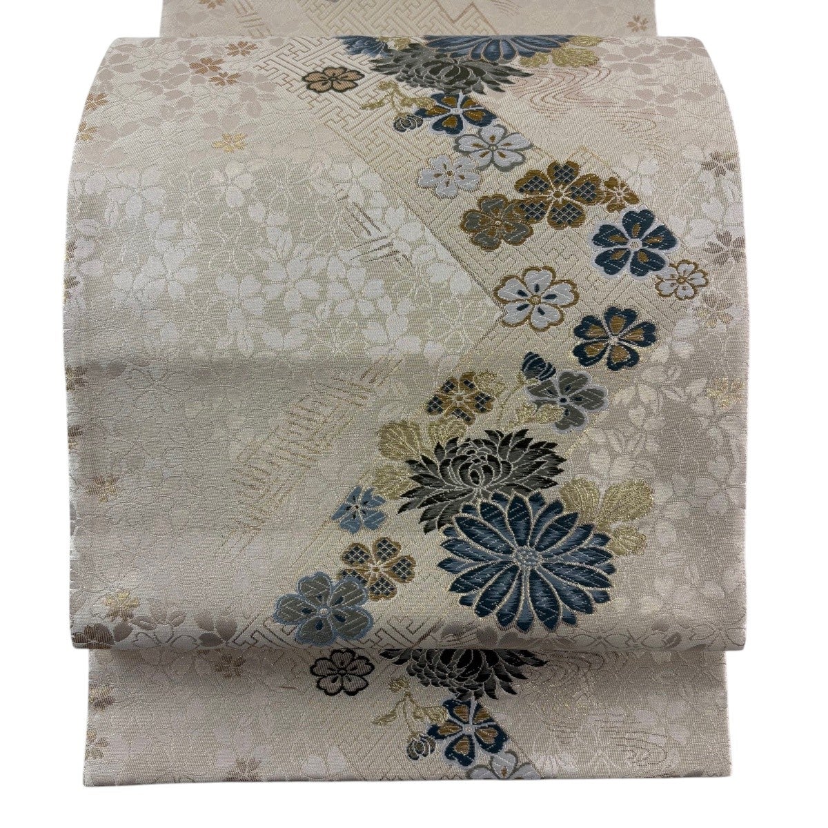 袋帯 秀品 桜 葉柄 金糸 クリーム 六通 正絹 【中古】 【公式通販】