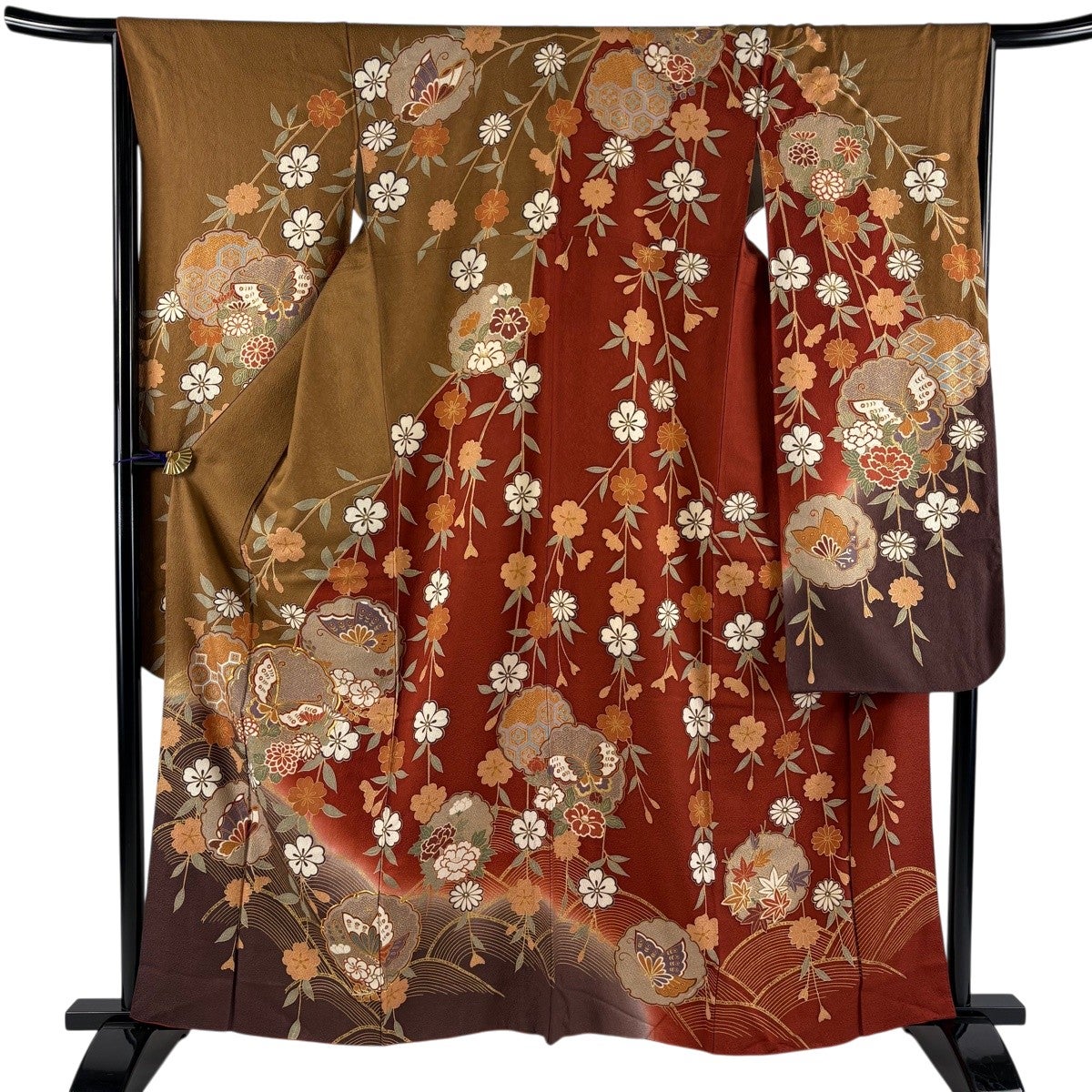 振袖 身丈162cm 裄丈67.5cm L 袷 桜 蝶 金彩 染め分け 赤 正絹 秀品