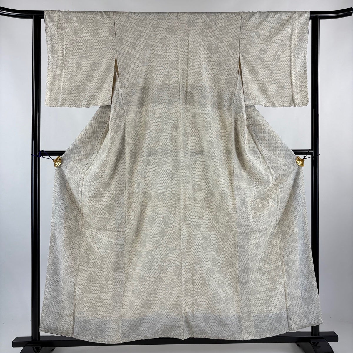 塩沢紬 身丈157.5cm 裄丈65.5cm M 単衣 塩沢絣 証紙あり 菱 幾何学模様