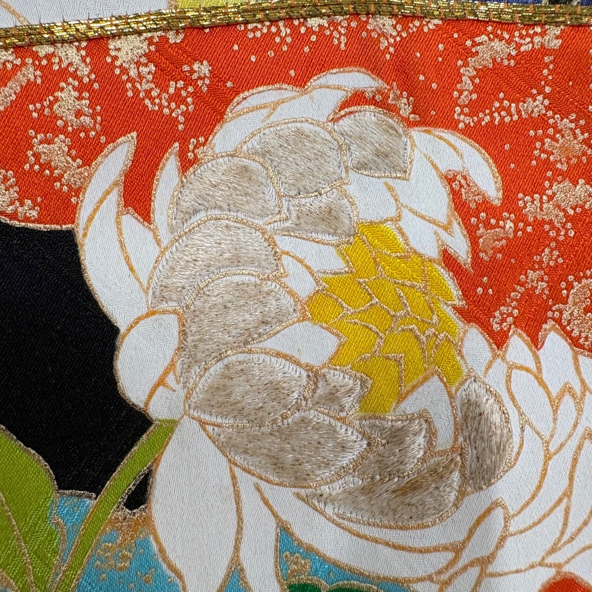 振袖 身丈165.5cm 裄丈62cm S 袷 扇面 牡丹 刺繍 金彩 緑 正絹 優品