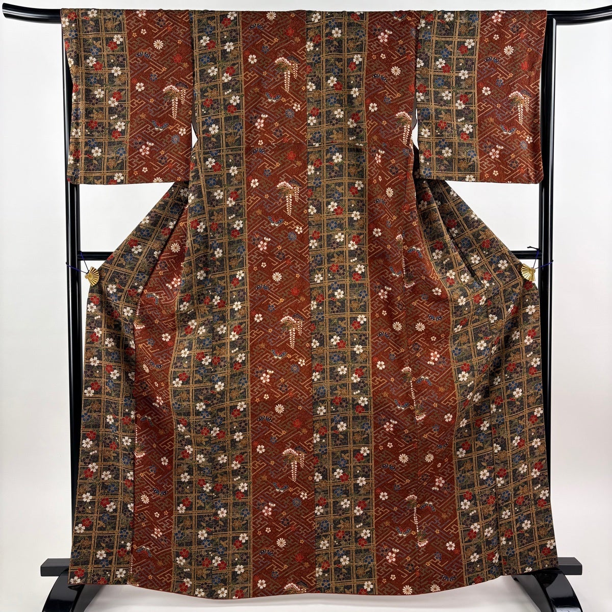 美品】 小紋 身丈157cm 裄丈62cm S 袷 幾何学 赤紫 正絹 秀品｜中古