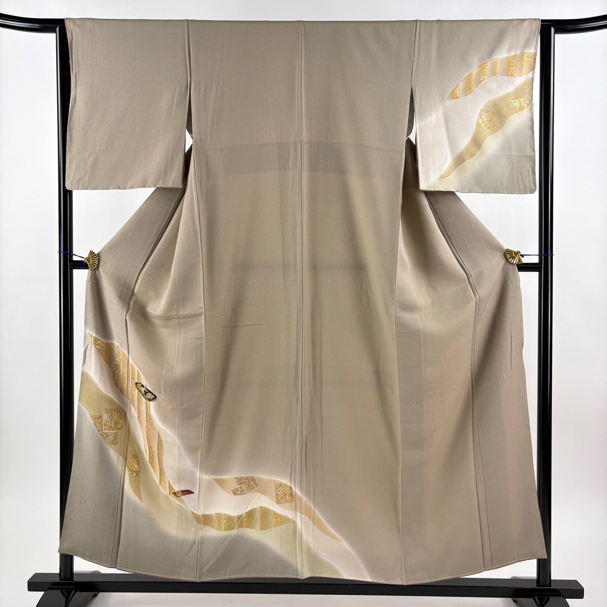 美品】 付下げ 身丈154cm 裄丈63cm S 袷 枝花 流水 螺鈿 金彩 鶯色