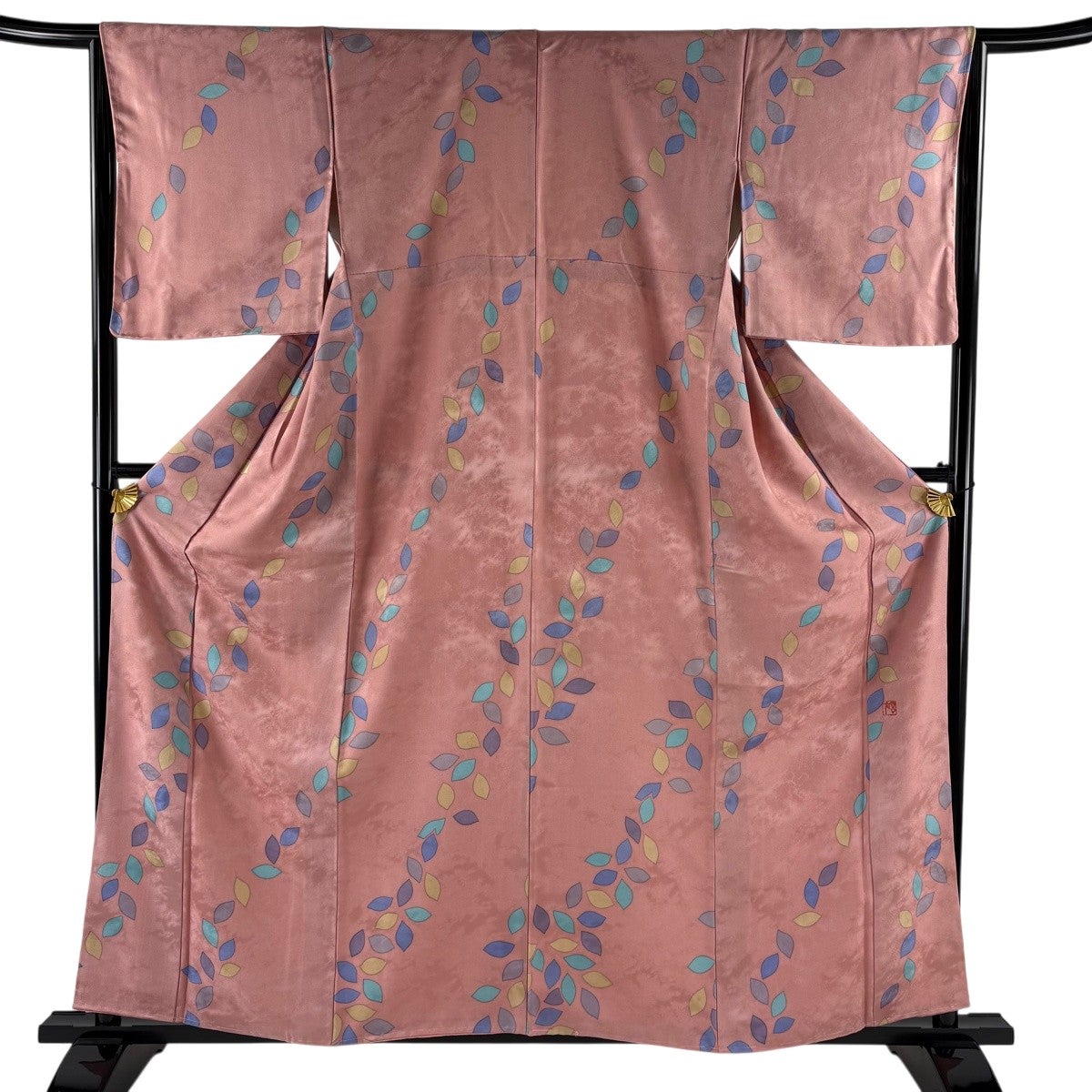 小紋 身丈157cm 裄丈65cm M 袷 やまと 草花 ピンク 正絹 秀品｜中古